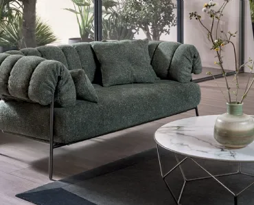 Tirella sofa lineare in tessuto imbottito di Bonaldo