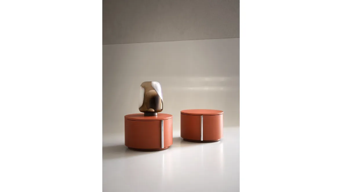 Tavolino rivestito in pelle Beside di Baxter