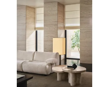 Tavolini Ernest in marmo travertino di Poliform