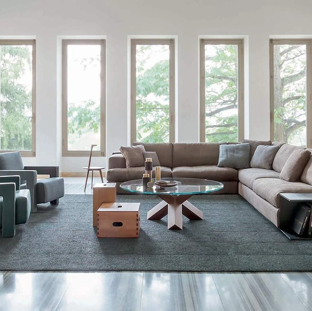 Tavolino rotondo in vetro e legno La Rotonda di Cassina