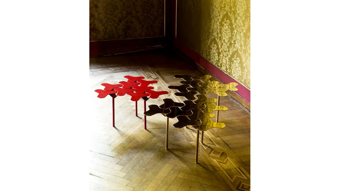 Tavolino di design in lamiera di acciaio Nanook di Moroso