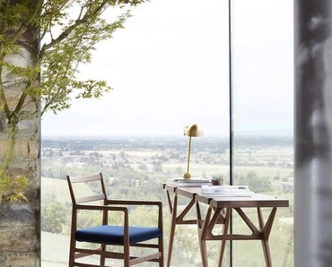 Scrittoio Pa' 1947 in legno massello con particolari in metallo di Cassina