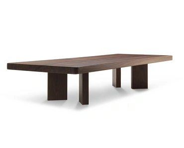 Tavolino in legno massello di rovere Plana di Cassina