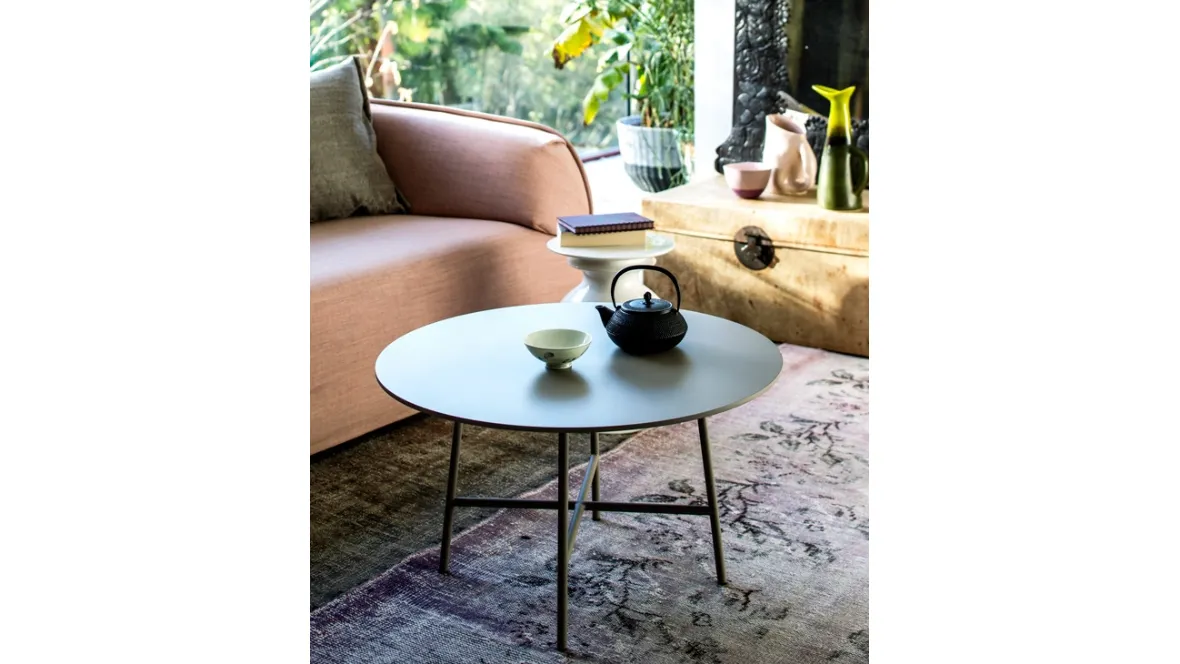 Tavolino in MDF laccato opaco Tia Maria di Moroso