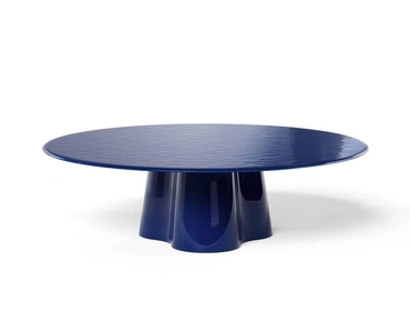 Tavolino Treflo in vetro laccato di Cassina