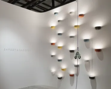 Lampada da parete in policarbonato colorato Bellhop Wall Up di Flos