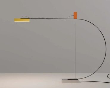 Lampada da terra di design Cupido di Nemo