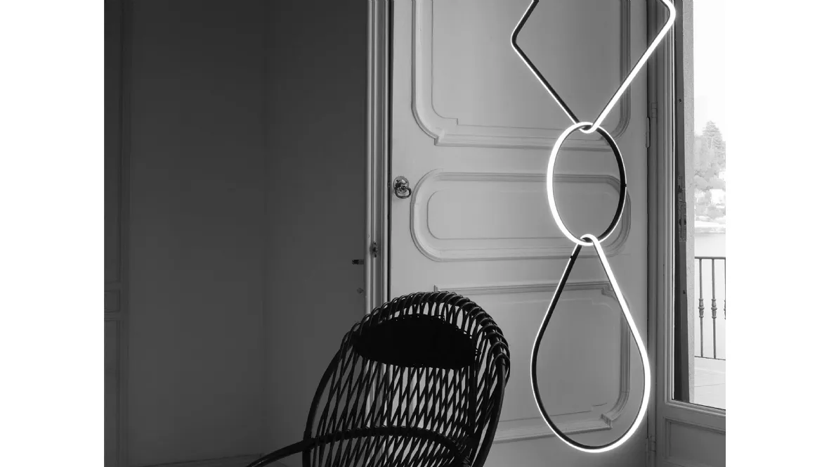 Lampada a sospensione in alluminio curvato componibile con varie forme Arrangements di Flos
