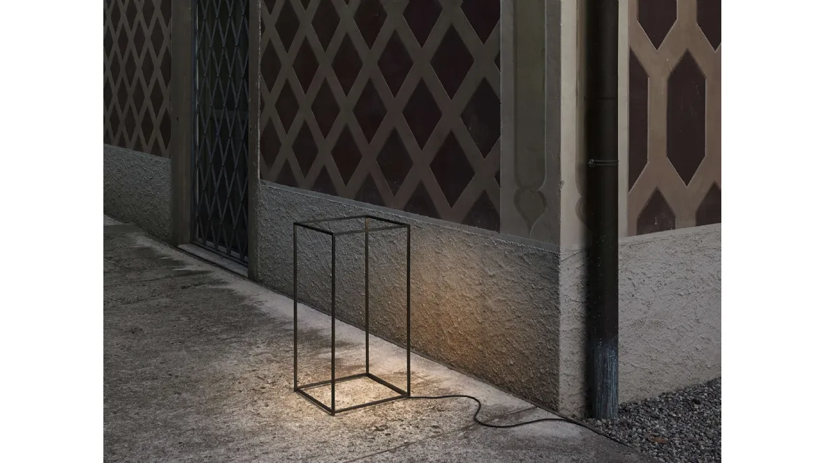 Lampada da esterno a luce diffusa in alluminio Ipnos Outdoor di Flos