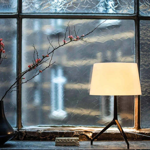 Lampada da tavolo Lumiere XX di Foscarini