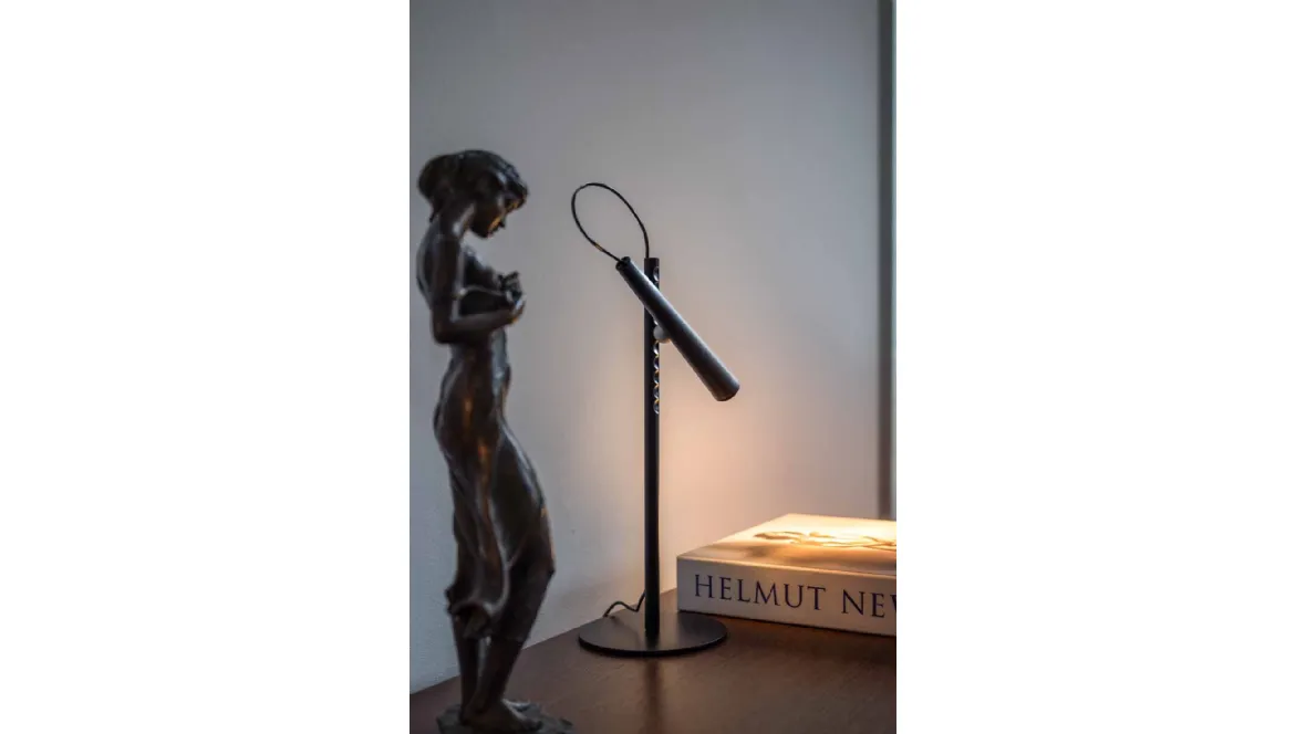 Lampada da tavolo Magneto di Foscarini