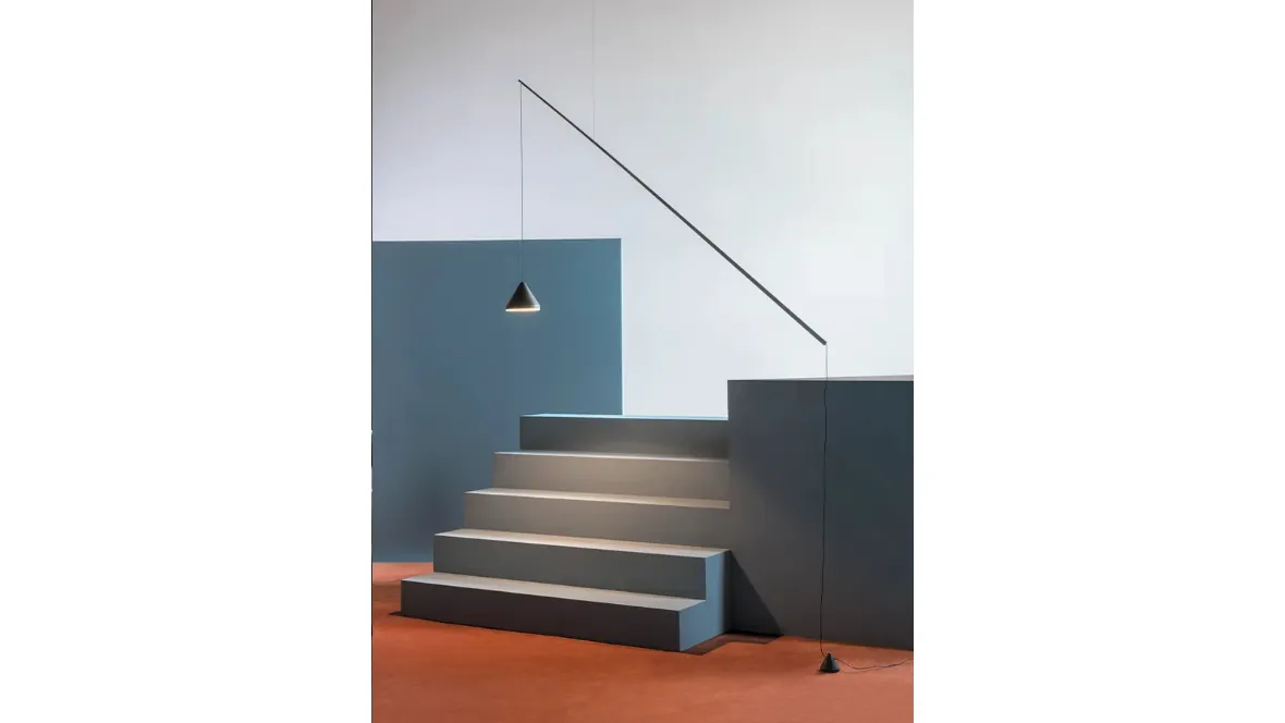 Lampada da terra North di Vibia