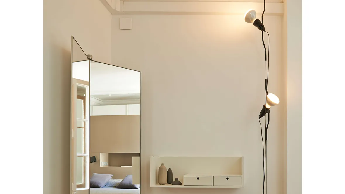 Lampada da terra Parentesi di Flos