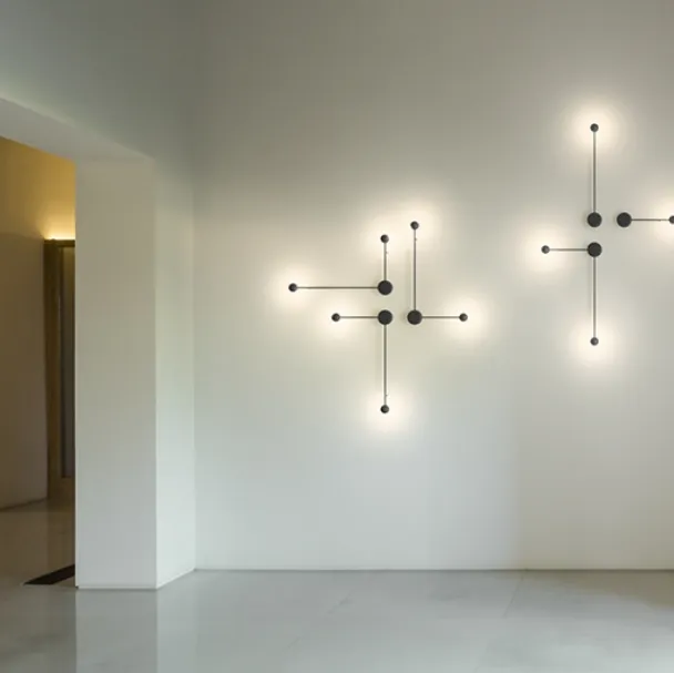 Lampada da parete Pin di Vibia