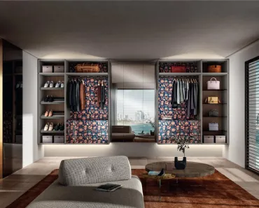 Cabina Armadio con elementi sospesi Outfit 1184 in laccato, tessuto e nobilitato di Lago