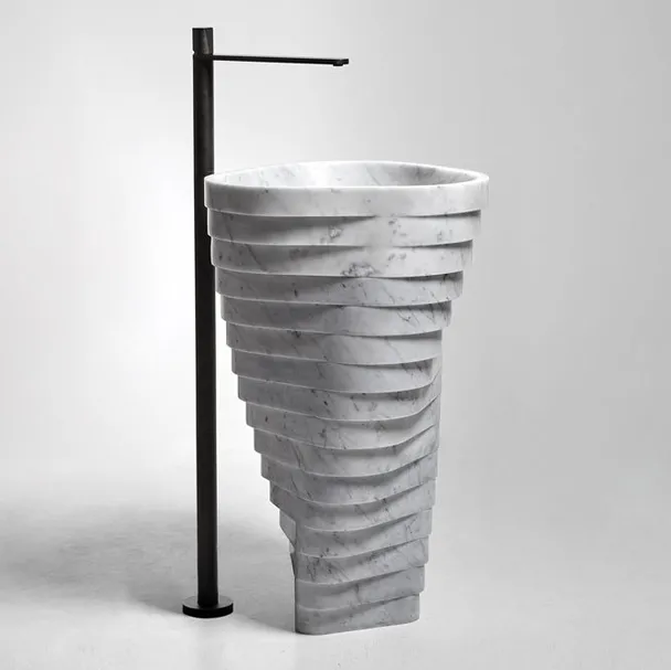 Lavabo di design in marmo Vortice di Antoniolupi