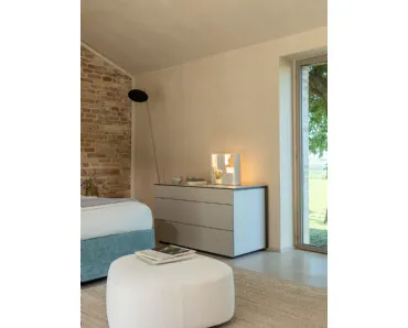 Comò in laccato opaco Juta di Flou