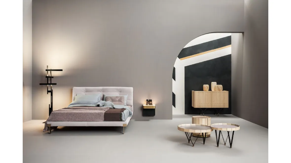 Letto in pelle Viktor di Baxter