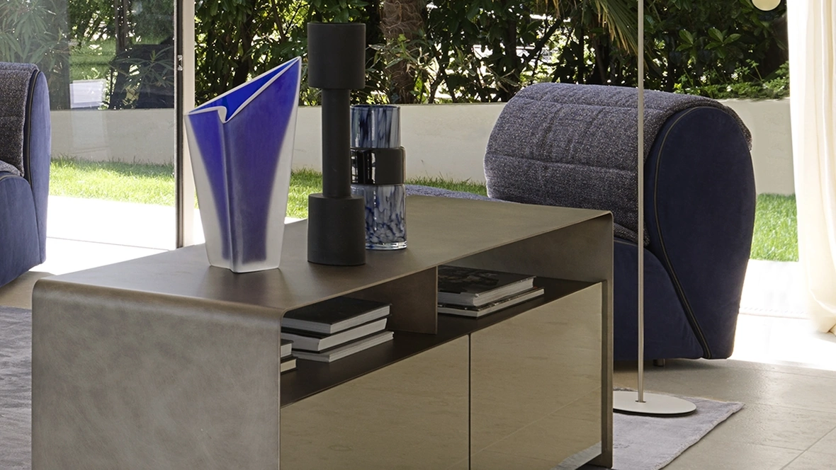 Madia Foglio in finitura Oxide di Flou