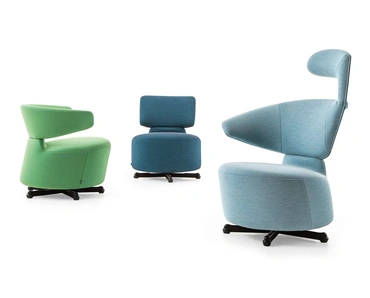 Poltroncine di design Aki-Biki-Canta dalla forma dinamica e confortevole in tessuto di Cassina
