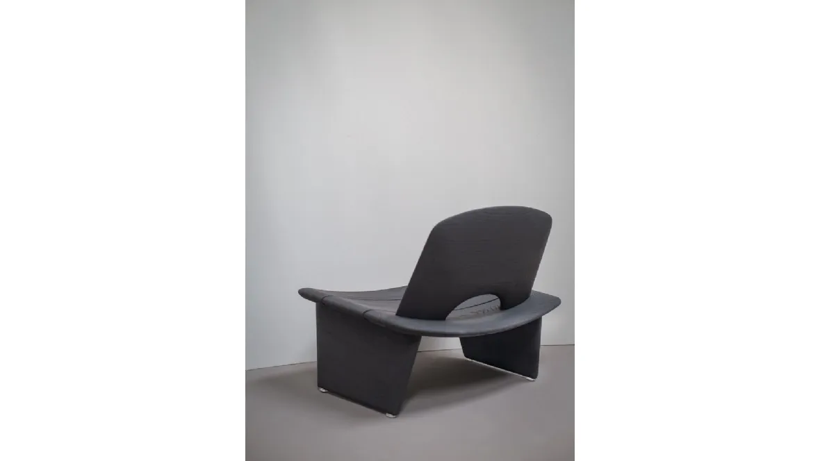 poltrona in legno massello Hakuna Matata di Baxter