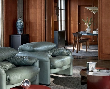 Poltrona di design in pelle Maralunga di Cassina