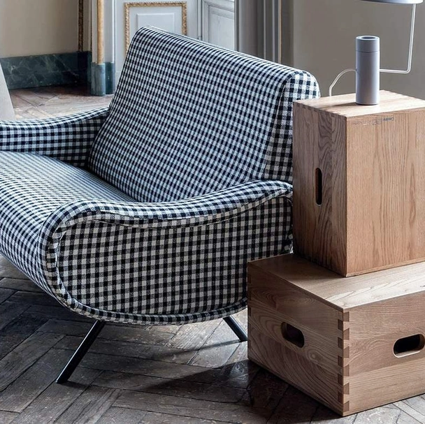Divano lineare Lady di Cassina