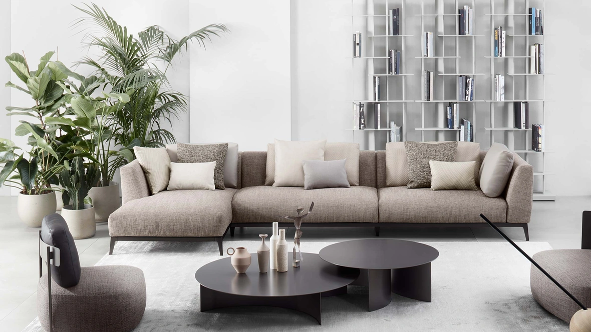 Divano con penisola Oliver di Flou