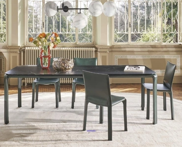 Sedia Cab 412 rivestita in cuoio di Cassina