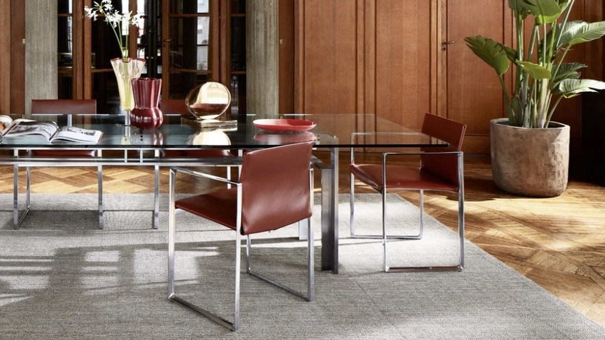 Sedia moderna in cuoio Eve di Cassina