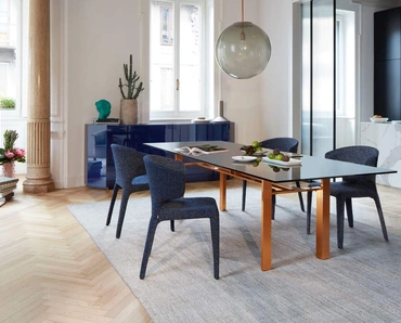 Sedia di design Hola 367 di Cassina