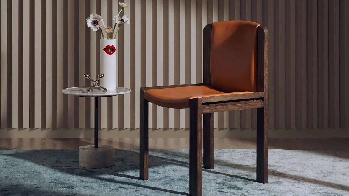Sedia in pelle Chair 300 di Cassina