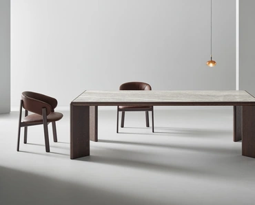 Tavolo Oshi in ceramica e legno di Bonaldo