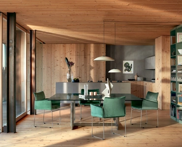 Tavolo Sarpi in vetro e metallo di Cassina