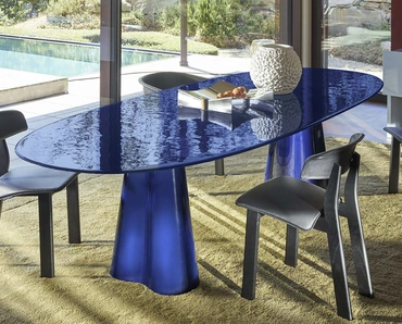 Tavolo in vetro Treflo di Cassina