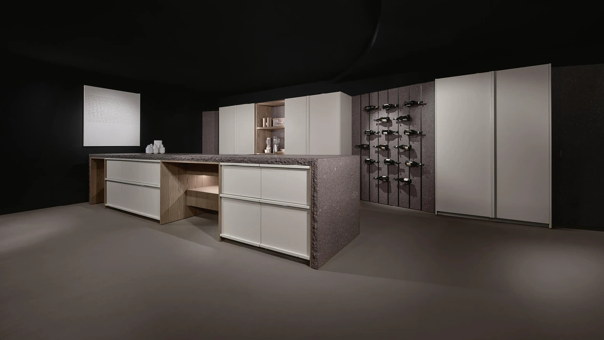 Cucina Design Arena Mass + K table con penisola di Maistri