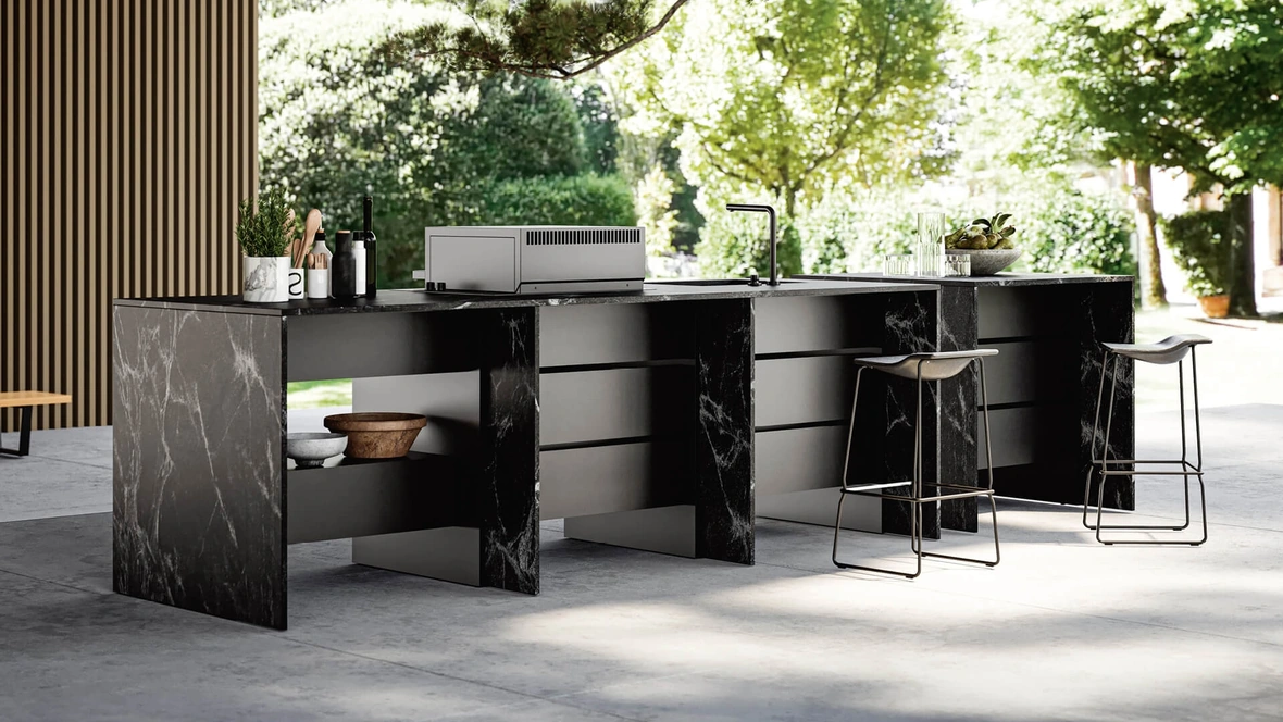 Cucina Design outdoor con cassetti B table 01 di Maistri