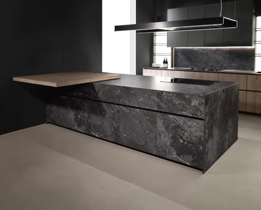 Cucina Design con penisola Giza + Arena Line di Maistri