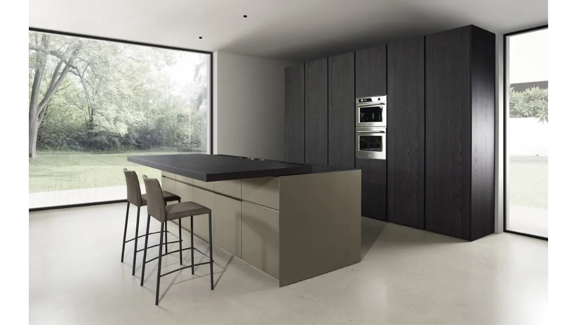 Cucina Design Giza in legno con isola di Maistri