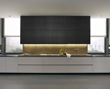 Cucina Design lineare My Planet in laccato e legno di Poliform