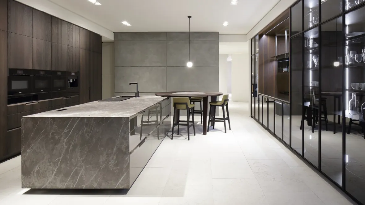 Cucina Design con isola Shape 04 di Poliform